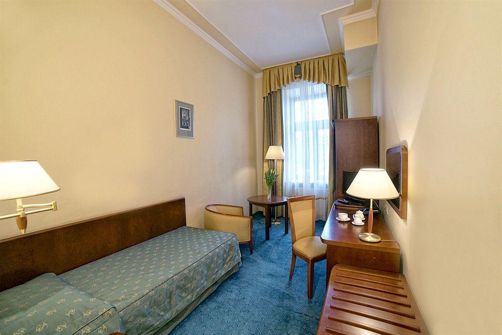 Hotel Palace Europa Lublin Kültér fotó