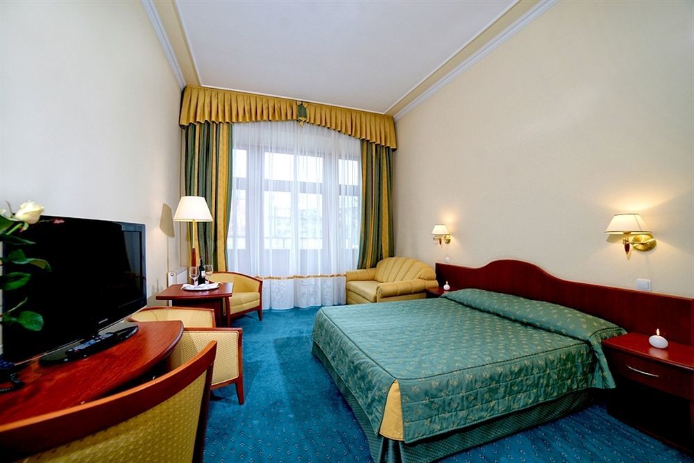 Hotel Palace Europa Lublin Kültér fotó