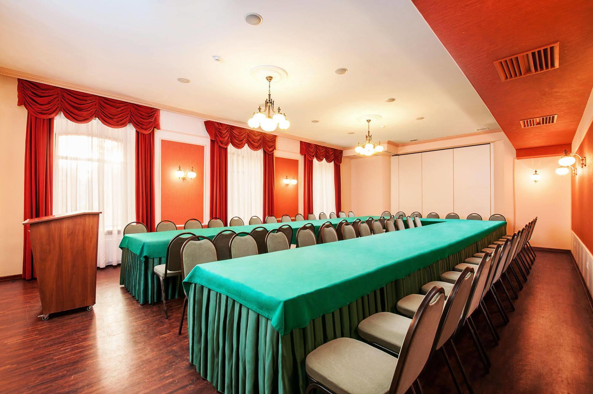 Hotel Palace Europa Lublin Kültér fotó